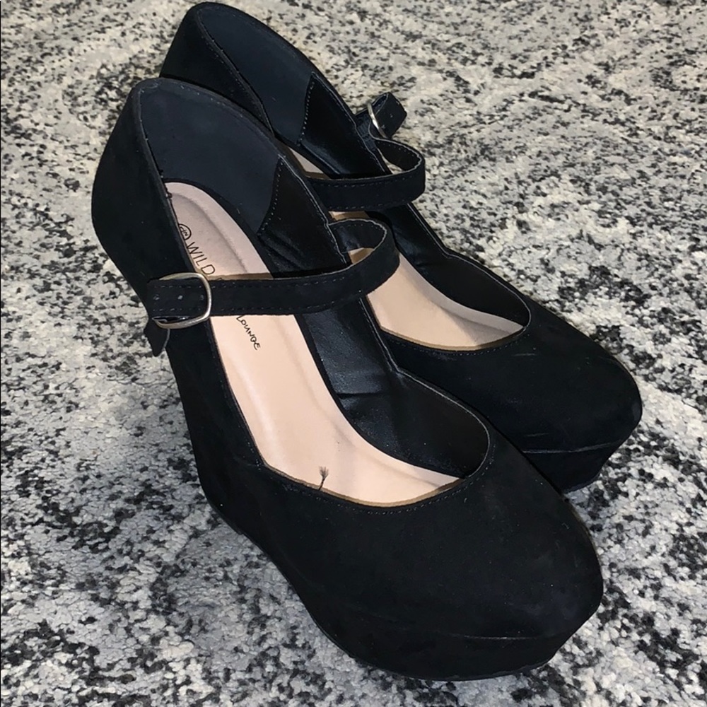 Black Closed Toed Wedges